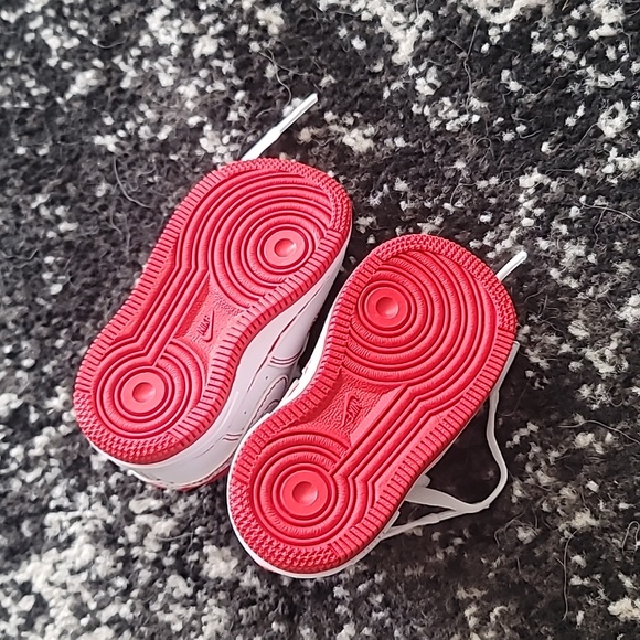 Nike infant Airforce 1 - Picture 2 of 3